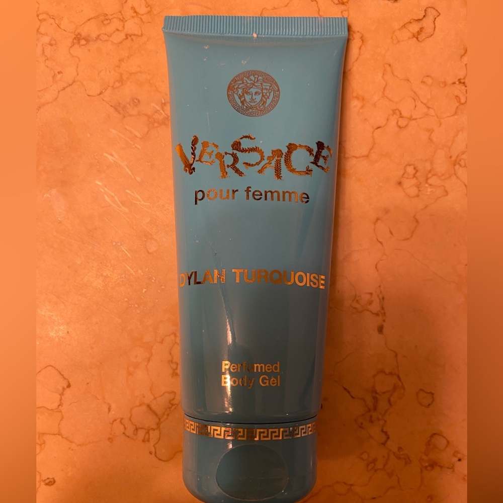 Versace Dylan Turquoise Perfumes Body Gel
